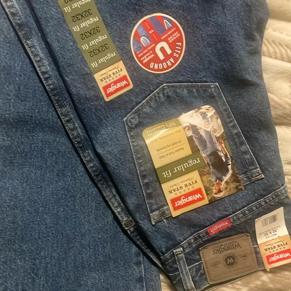 Wrangler mens jeans straight regular seat & thigh 32 x 32 5 start regular new - Picture 2 of 3